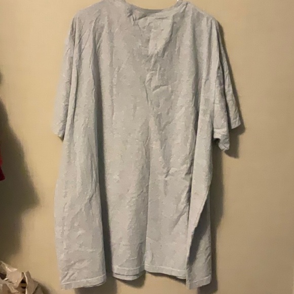 Justice League Gray Graphic Tee - Picture 2 of 4